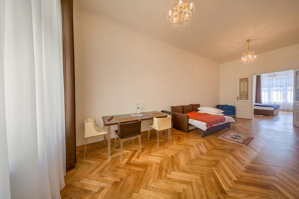 Apartments 39 Wenceslas Square Prague Luaran gambar
